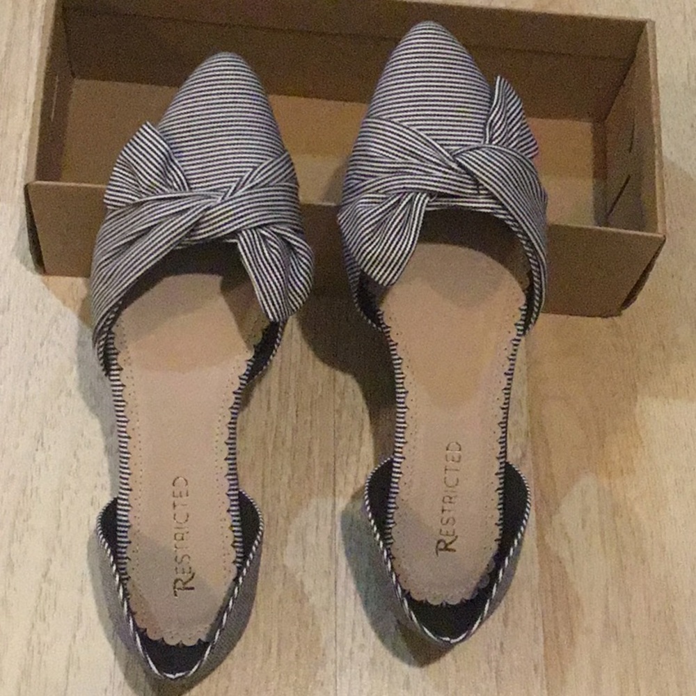 NEW Restricted Dorsay flats Black white stripes 9